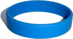 middle blue wristband